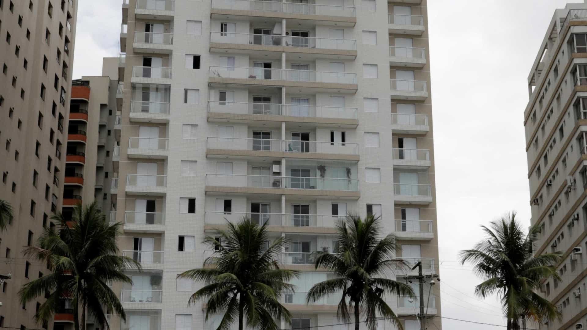 Tríplex de Guarujá atribuído a Lula será sorteado na internet nesse sábado (28)

