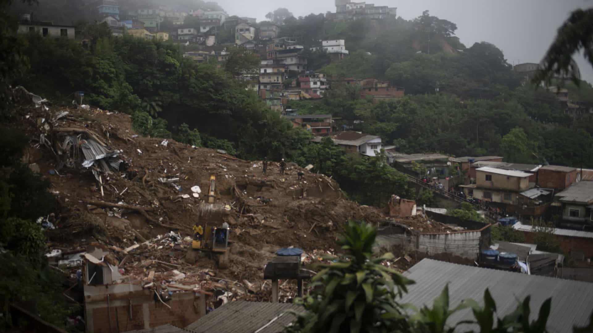 Corpo achado em Petrópolis é de homem que morreu na tragédia de fevereiro
