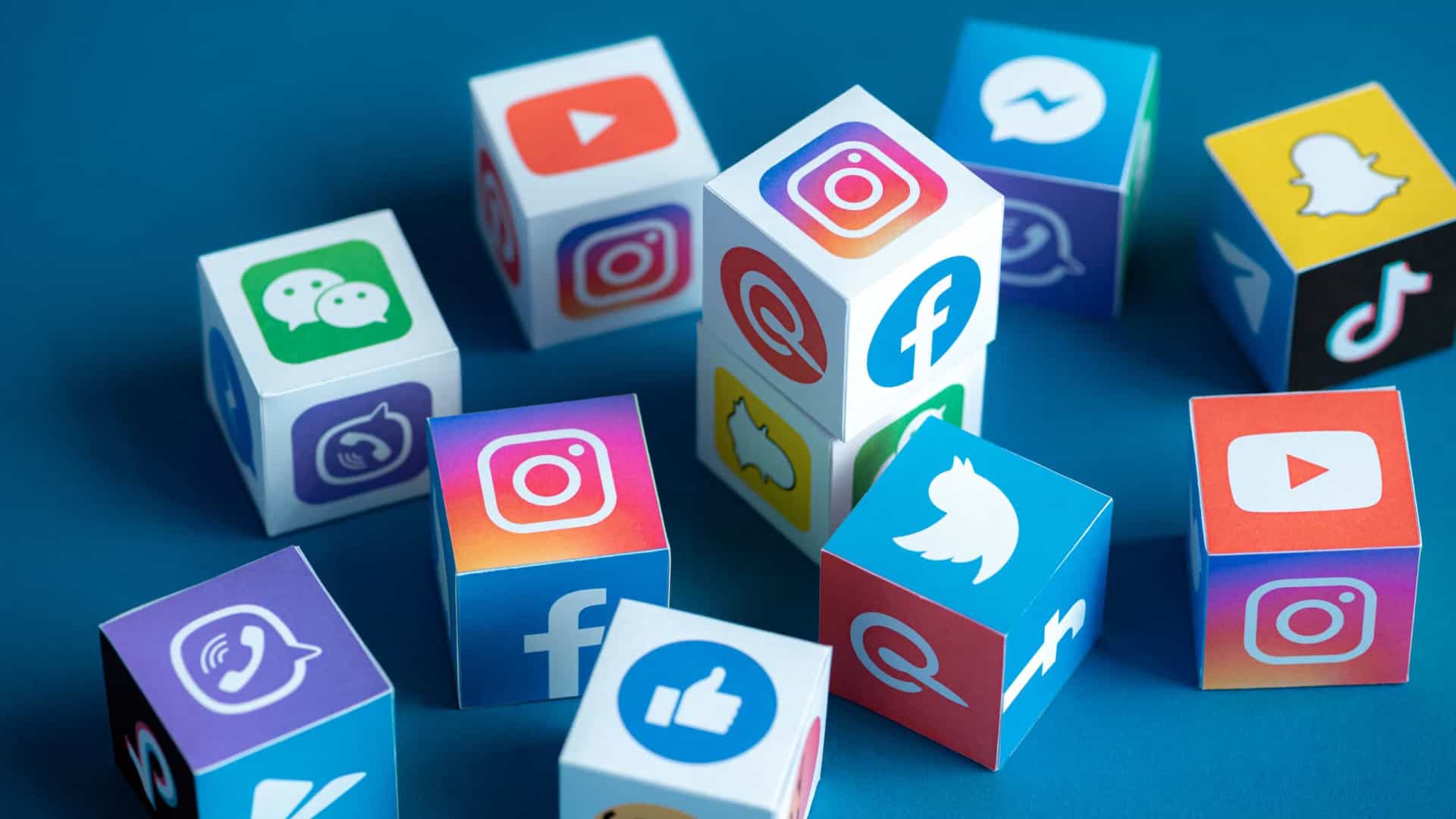 40% dos brasileiros relatam medo de serem julgados nas redes, diz Datafolha
