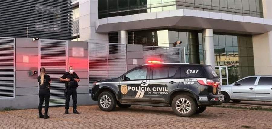 Polícia Civil cumpre mandados contra suspeitos de fraudar planos de saúde