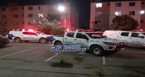 Casal sai na porrada após mulher chegar em casa bêbada vinda da "farra"