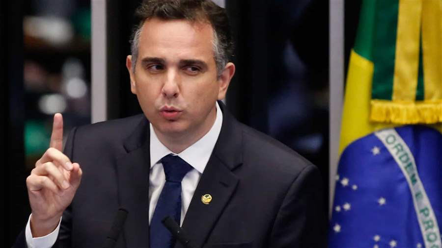 Rodrigo Pacheco marca reunião com Petrobras para discutir preço dos combustíveis
