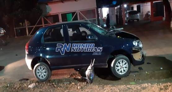 Motociclista fica em estado grave após ser atingido por carro que avançou preferencial
