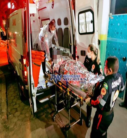 Pai vai com filha comprar peixe, sofre assalto e leva 'balaço' 