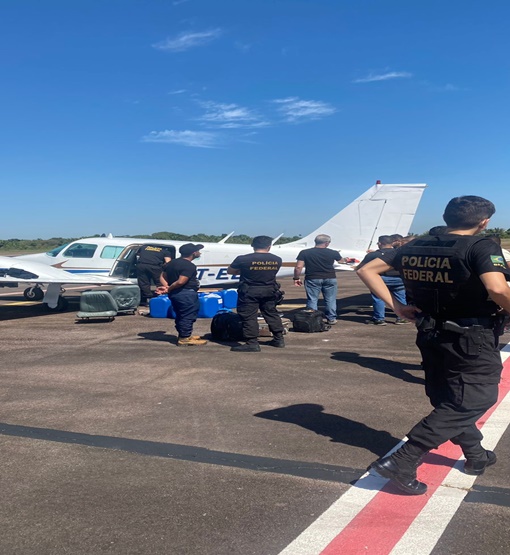 PF e FAB apreendem três quilos de ouro em avião que fazia voo clandestino em Porto Velho