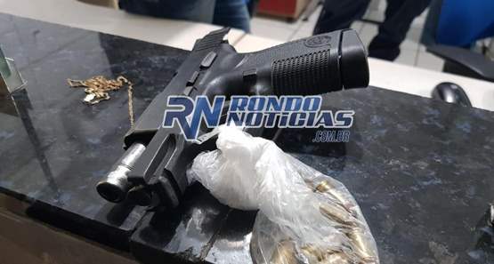 Homem é preso portando pistola calibre 380 em bar na capital
