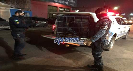 Presa mulher que acertou pedrada no queixo do marido em Porto Velho