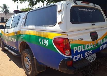 Bandidos invadem casa e trancam família  e roubam TV, celulares e bicicleta 