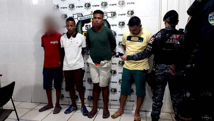Quadrilha integrada por agente penitenciário é presa com arma após fuga 