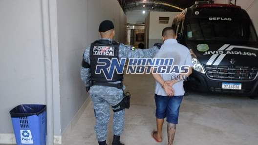 Adolescente á apreendido após  fugir da Polícia e bater em Corolla na capital