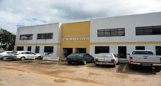  Polícia Civil e TCE fazem operação na prefeitura de Candeias do Jamari