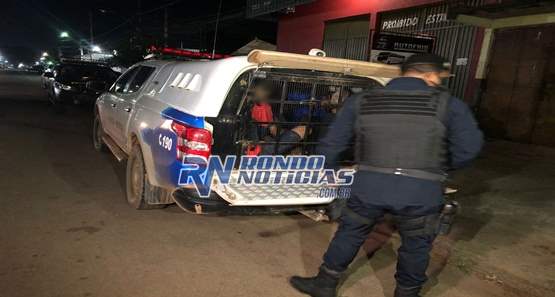 Dupla é presa com arma artesanal após roubar motocicleta em Porto Velho