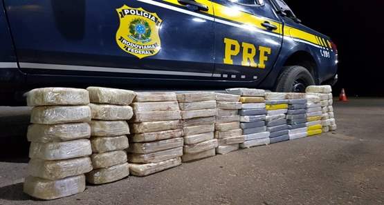 PRF apreende carga com 90 quilos de cocaína avaliada em 13 milhões na capital
