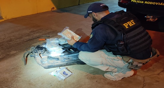 Polícia Rodoviária Federal  detém quatro pessoas portando drogas para consumo em Rondônia