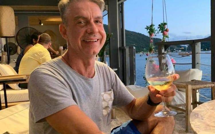 Primo de Jair Bolsonaro morre de Covid-19 em Santa Catarina
