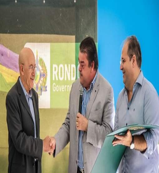Ex-secretário de Saúde de RO se apresenta à Polícia e é preso