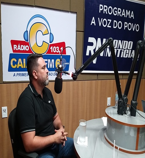 Léo Moraes confirma disputa ao Governo e diz que a "cadeira é muito grande para Marcos Rocha"