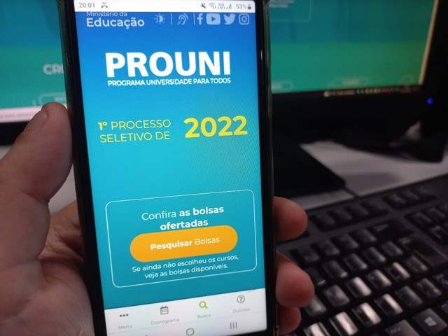 Prouni 2022 abrirá inscrições nessa 3ª feira; notas do Enem 2020 e 2021 serão aceitas
