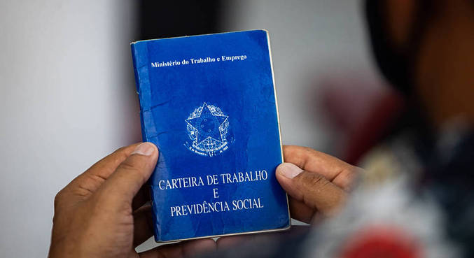 
Brasil abre mais de 196 mil vagas com carteira assinada no mês de abril