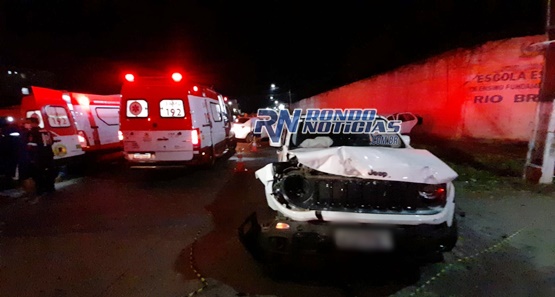 Acidente de trânsito deixa cinco pessoas feridas dentre elas uma criança de 03 anos
