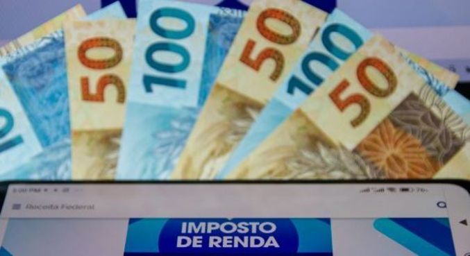 Receita paga nesta sexta terceiro lote de restituição do Imposto de Renda 