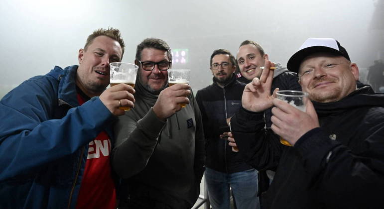 
Fifa e governo do Catar proíbem venda de cerveja ao redor dos estádios da Copa do Mundo 2022
