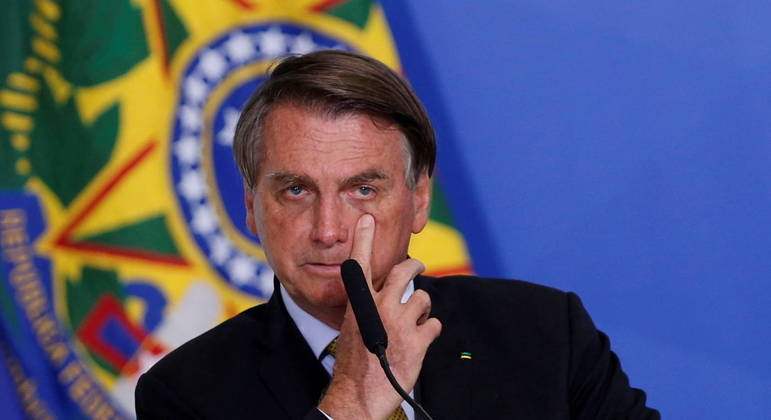 Presidente Bolsonaro passa primeira noite em observação em hospital de São Paulo