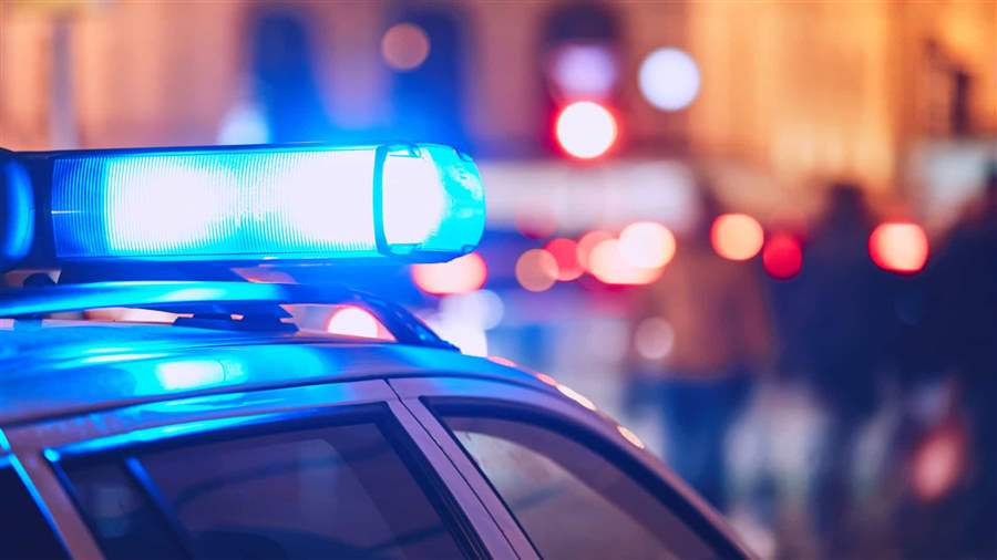 Após reclamar de barulho, homem é morto no quintal de casa
