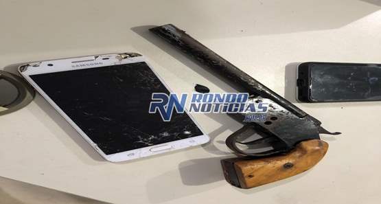Polícia prende apenado e detém adolescente em moto roubada