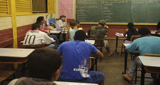 Instituto Nacional de Estudos e Pesquisas Educacionais Anísio Teixeira publica edital do Encceja 