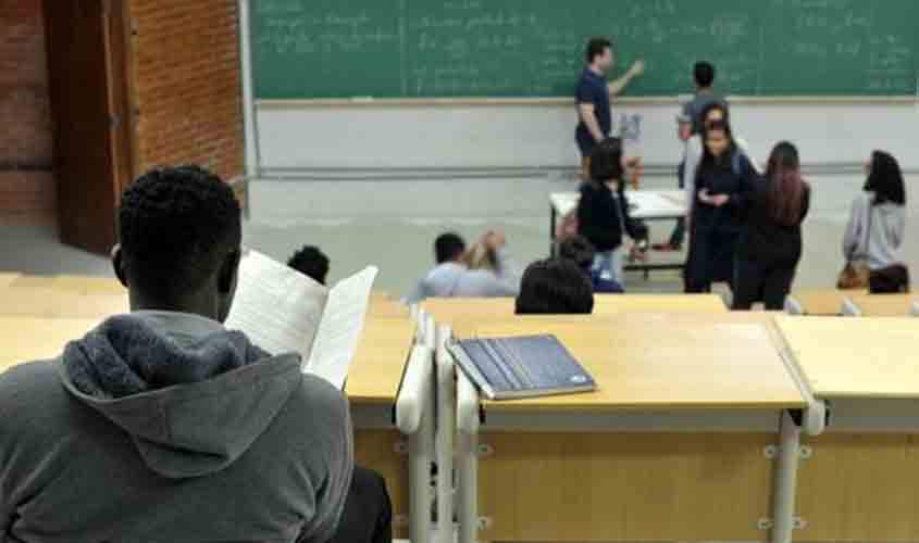 Matrículas em escolas estaduais niciaram nesta segunda-feira, 25
