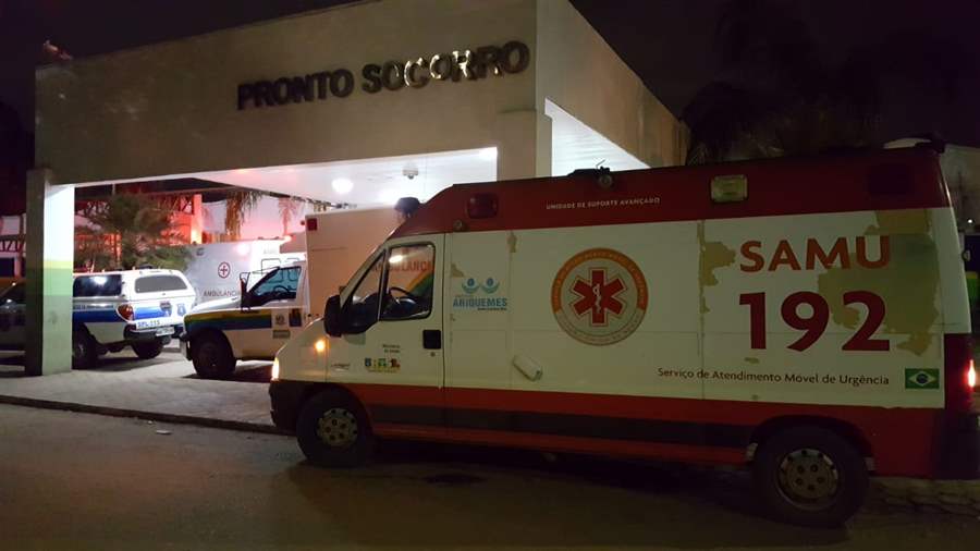 Dupla comete atentado contra pastor evangélico na varanda de casa