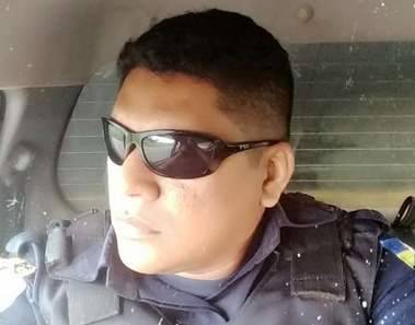 Namorada de sargento que morreu baleado alega que foi um tiro acidental