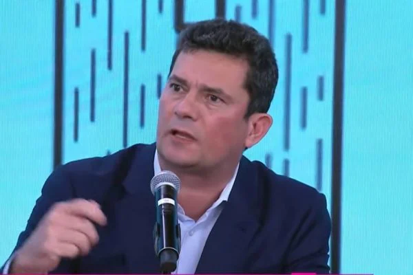 Moro critica nota do PT sobre Ucrânia, partido alega que publicação foi equívoco 