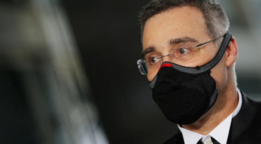 Mendonça justifica vista e diz “ser prudente” esperar julgamento da 2ª Turma antes de análise
