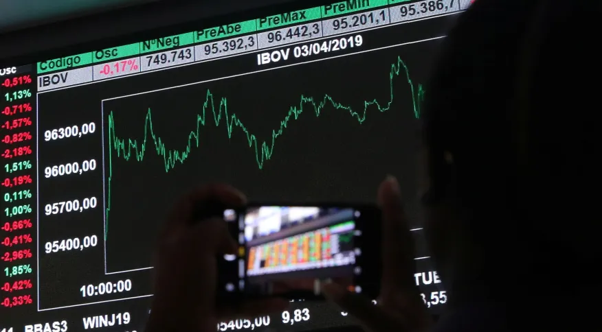 PEC da Gastança é perigosa para futuro da economia brasileira, avaliam especialistas
