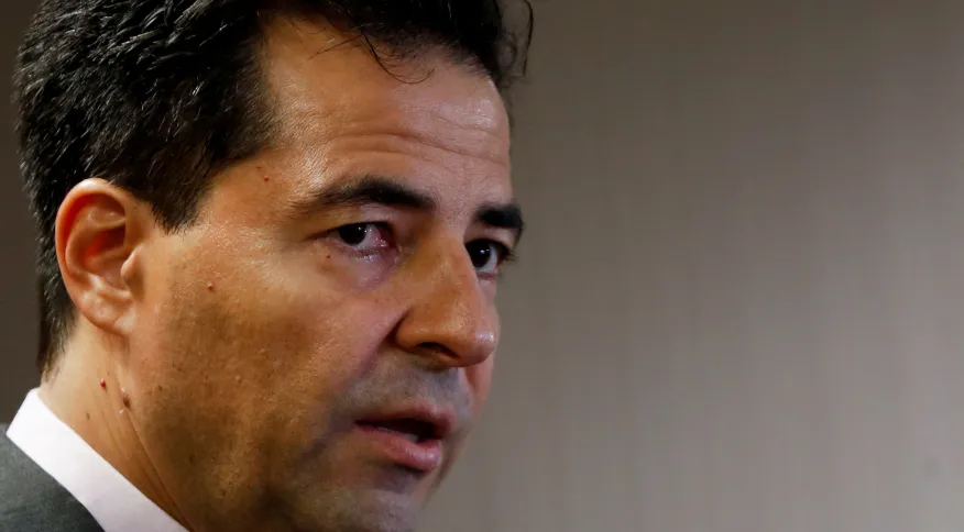 Preço é uma decisão da empresa, não do governo, diz Sachsida sobre Petrobras

