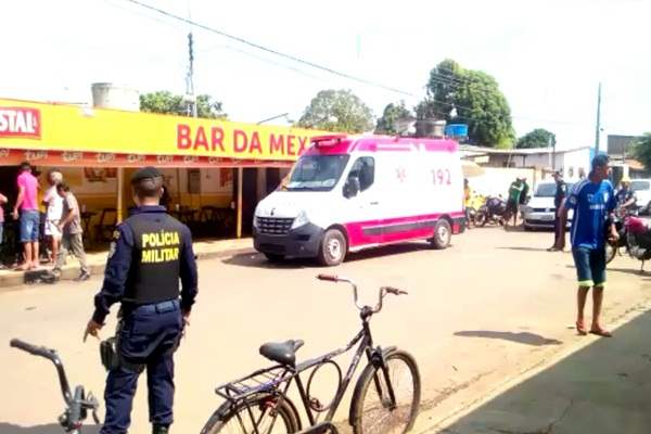 Mulheres são atacadas a facadas por rival em bar na capital