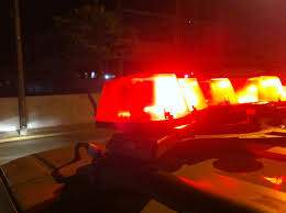 Vítima é socorrida ás pressas após ser baleada durante um assalto na zona norte  