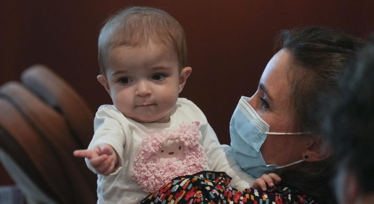 Bebê é a primeira pessoa do mundo a receber um transplante de intestino de uma pessoa morta
