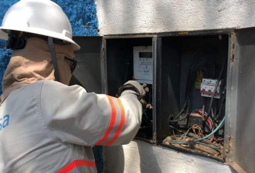Aneel decide não cortar energia de inadimplentes até o dia 30 de junho