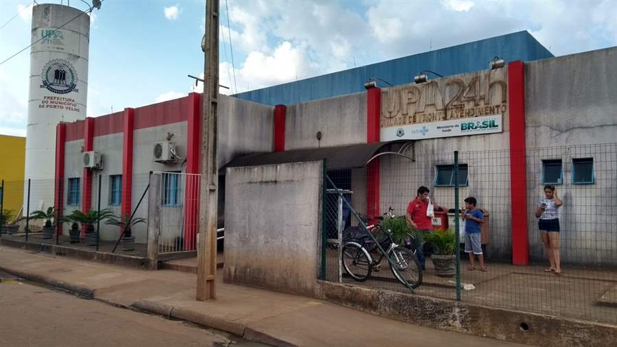 Homem filma partes íntimas de adolescente distraída na UPA leste
