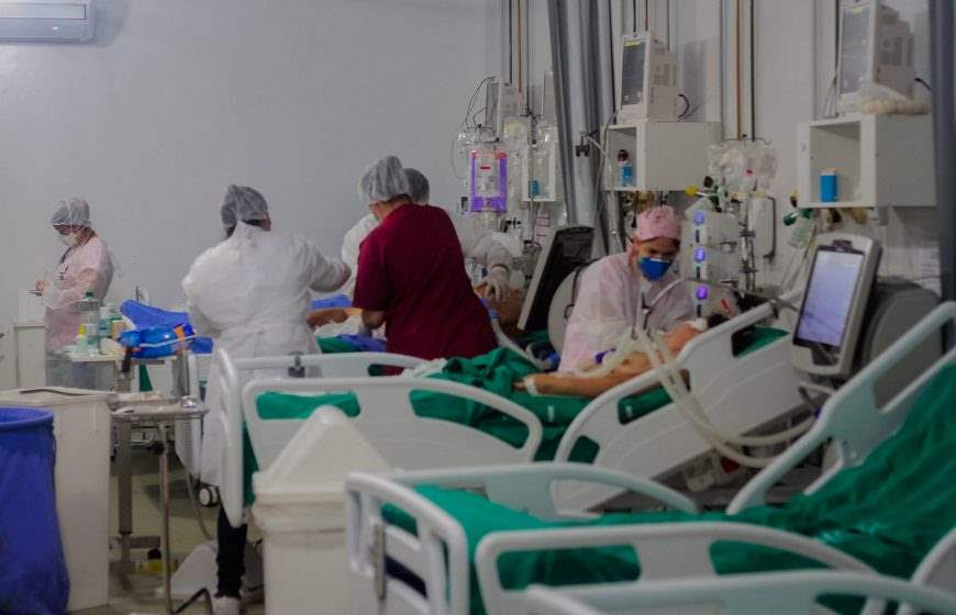 Intubação está entre as principais medidas adotadas por médicos para o tratamento 