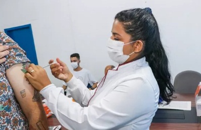 
Ji-Paraná libera quarta dose da vacina contra Covid para maiores de 18 anos