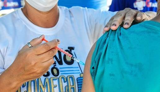 Porto Velho suspende vacinação contra Covid no feriado de Ano Novo