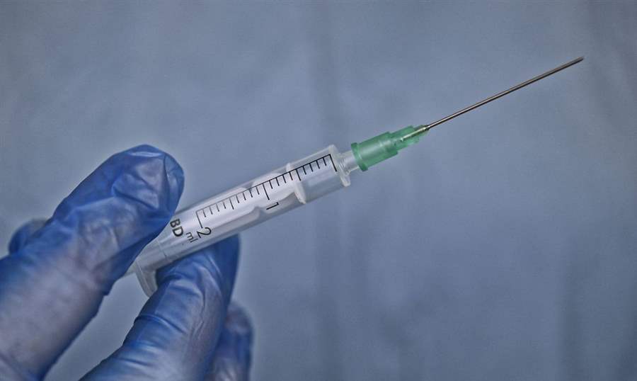 Justiça derruba autorizações para compra privada de vacinas
