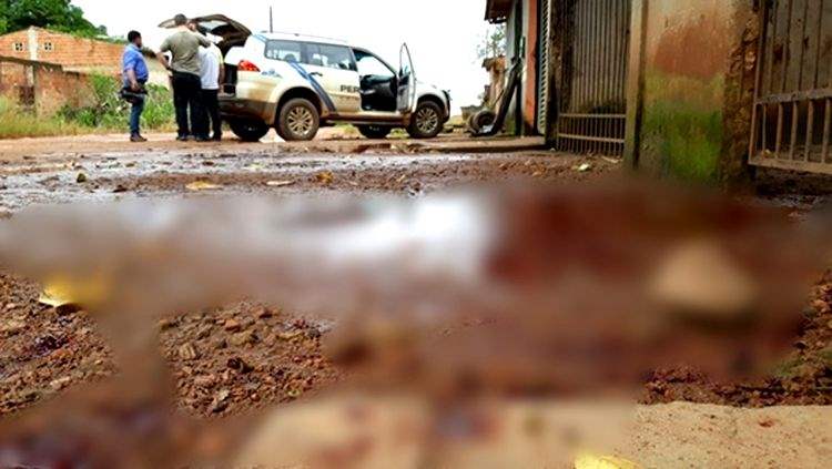 Polícia encontra corpo de homem assassinado com três tiros
