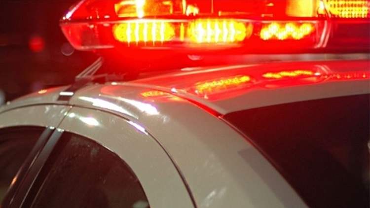 Jovem é preso após tentar matar sua mãe enforcada na capital 