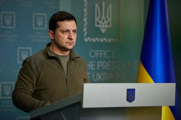 Presidente Zelensky condena sequestro e exige libertação de prefeito de Melitopol