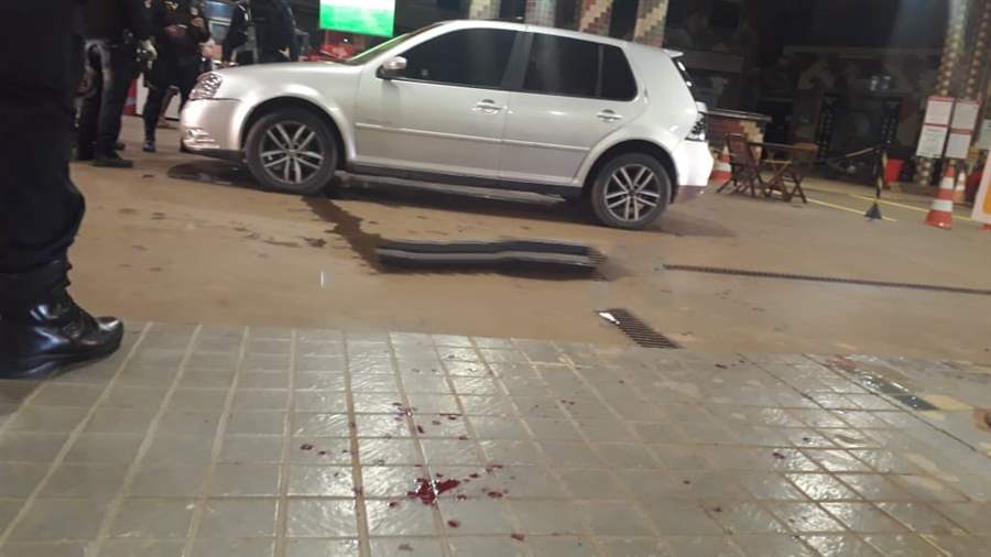 Motorista sofre atentado a  tiros na avenida Rio Madeira na capital
